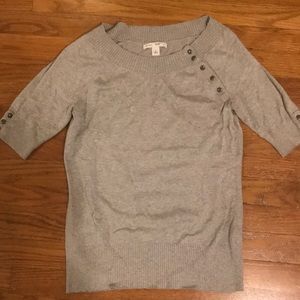 Cute Banana Republic short sleeve sweater blouse